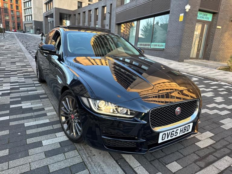 2015 JAGUAR XE PORTFOLIO 2.0 DIESEL AUTOMATIC SALOON 4dr BLACK + PAN ROOF 