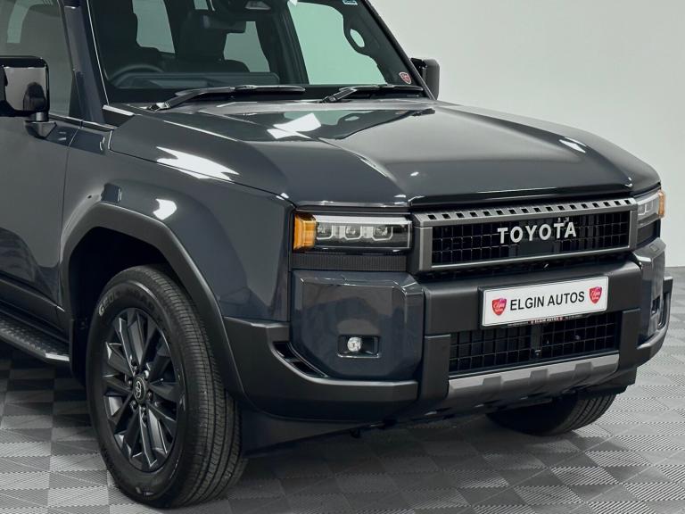 2025 Toyota Land Cruiser Invincible 2.8 D-4D Auto (LWB) ( 204 bhp ) Station Wagon Diesel Automatic