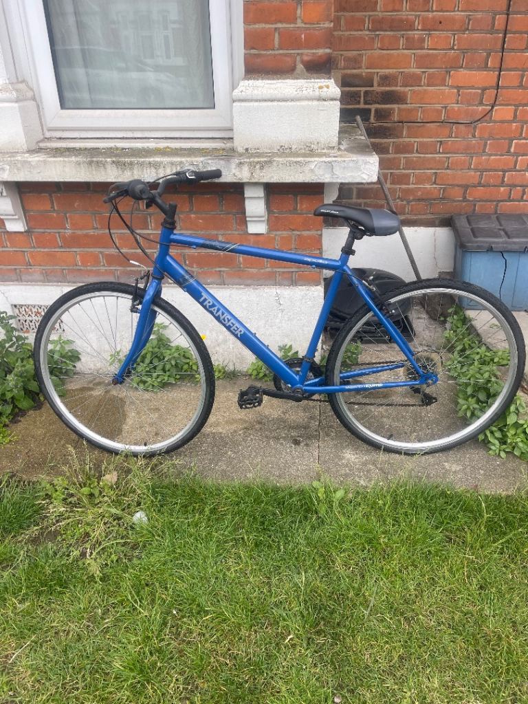 Apollo Transfer Mens Hybrid Bike Shimano Equipped 700C Wheels - L Frame Bicycle 