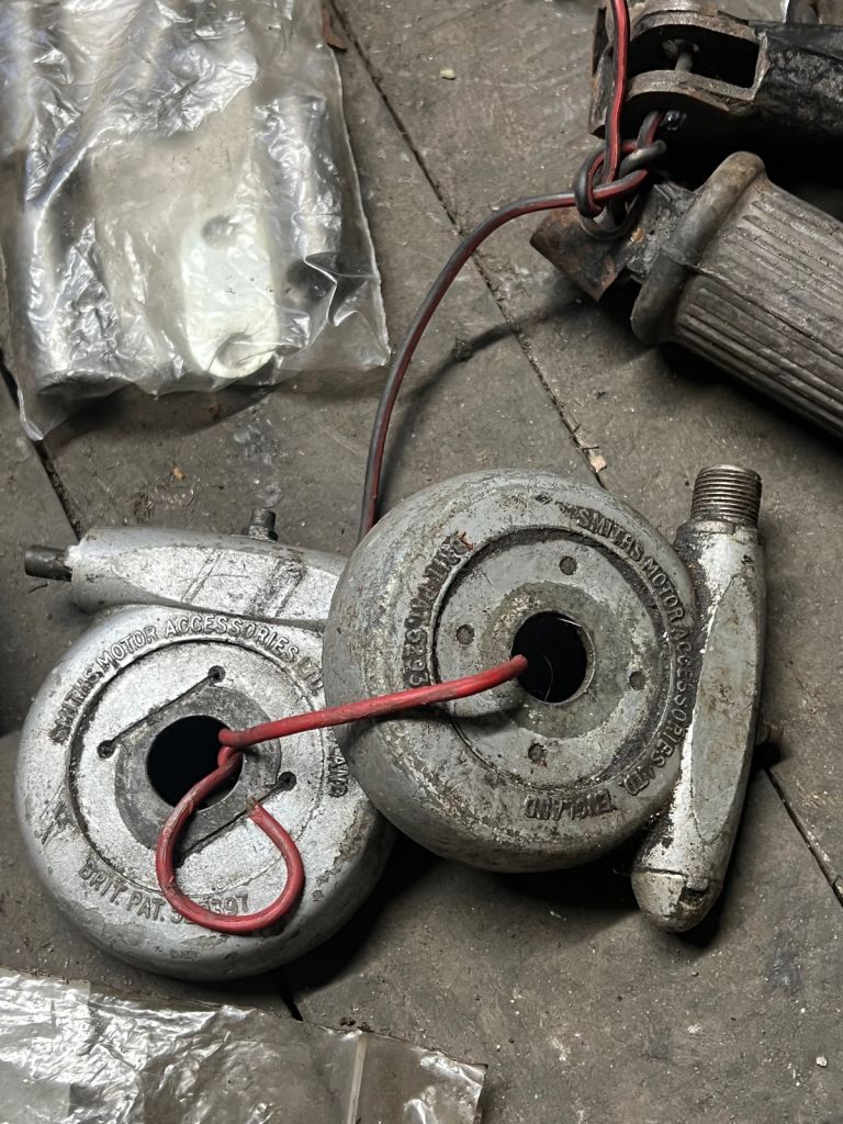 TRIUMPH BONIVILLE T140 v parts job lot