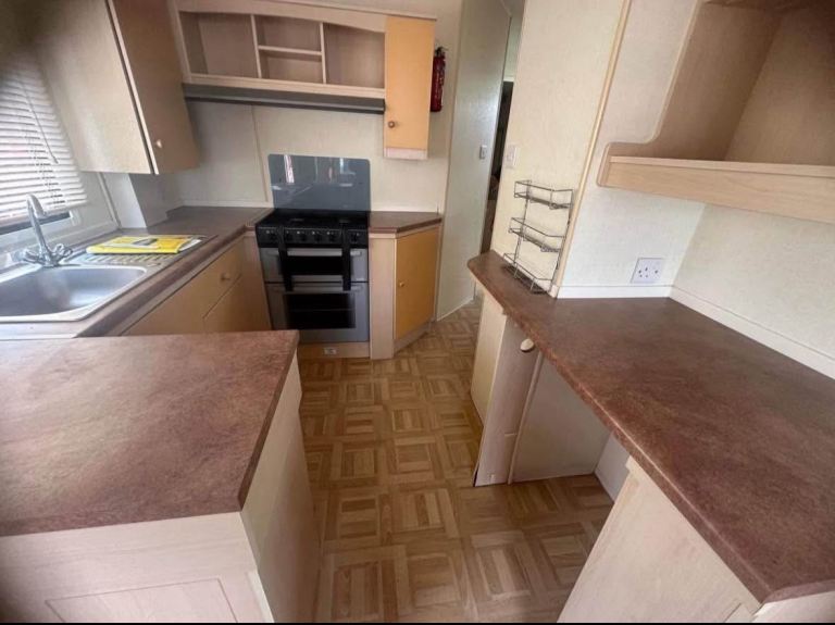 image for 🏡 2-Bedroom Static Mobile Home for Rent – Private, Secure Location (Lingfield) 