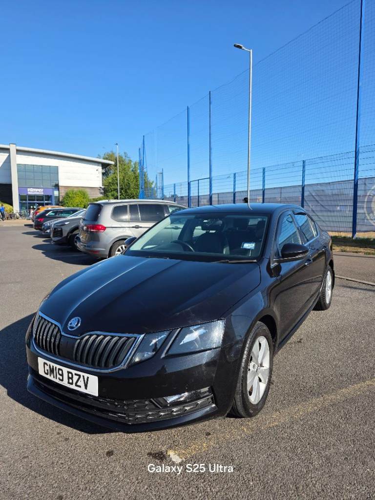 Skoda, OCTAVIA, Hatchback, 2019, Semi-Auto, 999 (cc), 5 doors