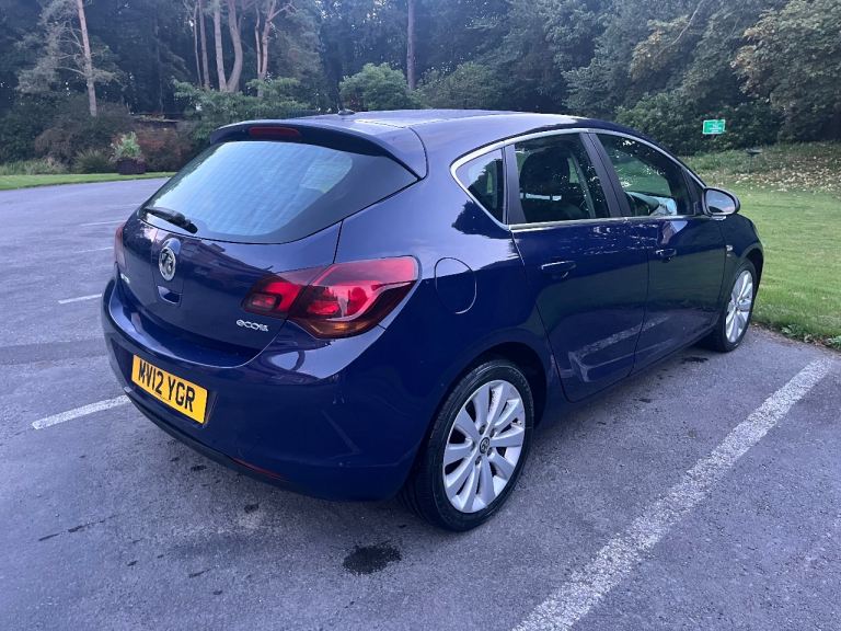 Vauxhall, ASTRA, Hatchback, 2012, Manual, 1686 (cc), 5 doors