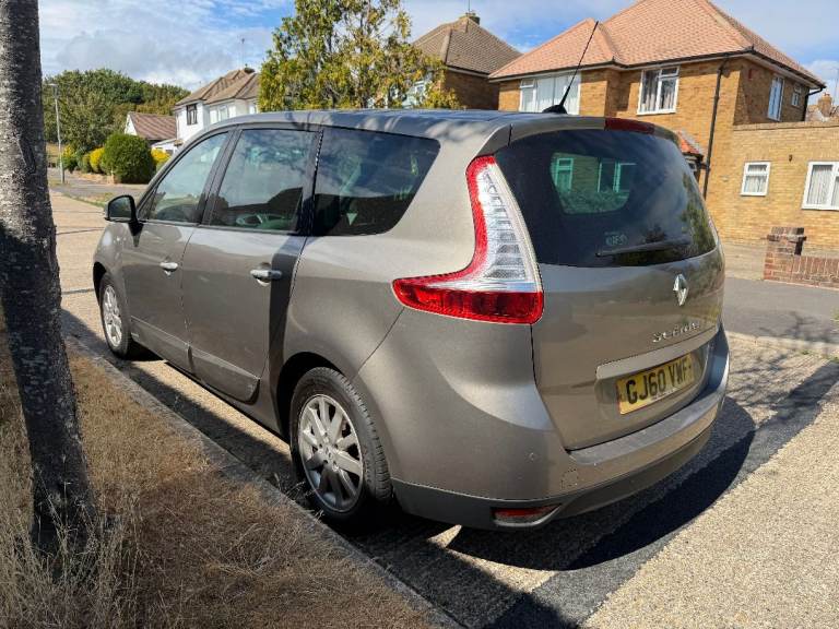 2010 Renault Grand Scenic 1.5 DCI Privilege TomTom - 7 SEATER - MOT January 2027