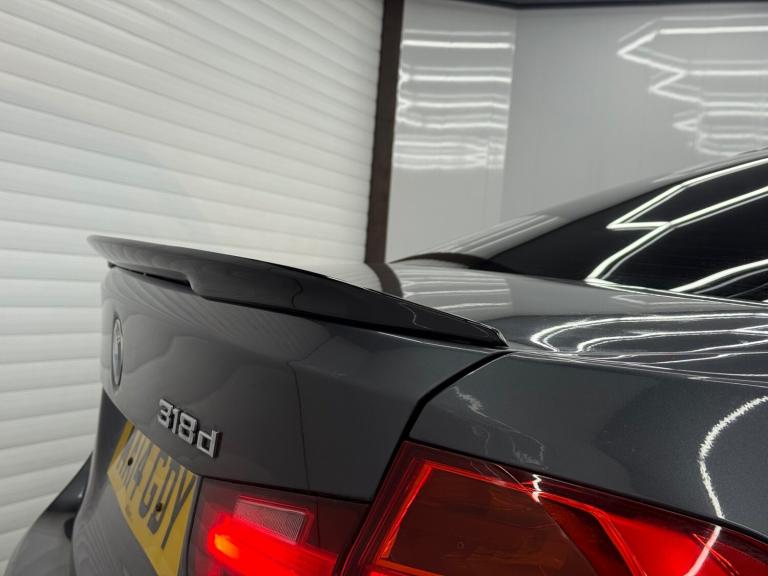 2014 BMW 3 Series 318D SPORT INDIVIDUAL SPEC  SALOON Diesel Manual