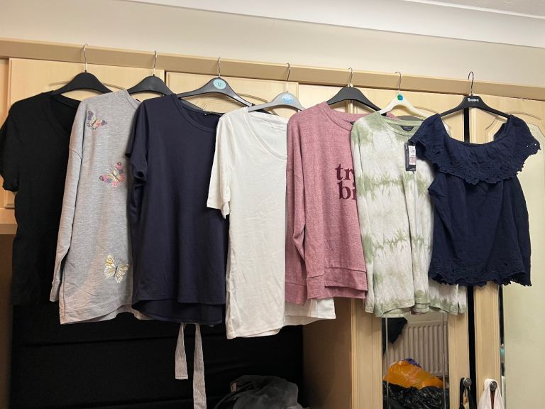 Large Ladies Clothes Bundle Size 20 - lots with tags on!!