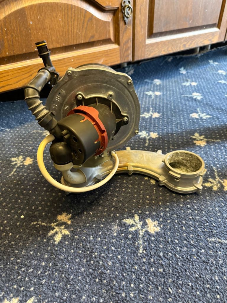 Worcester greenstar boiler fan - like new