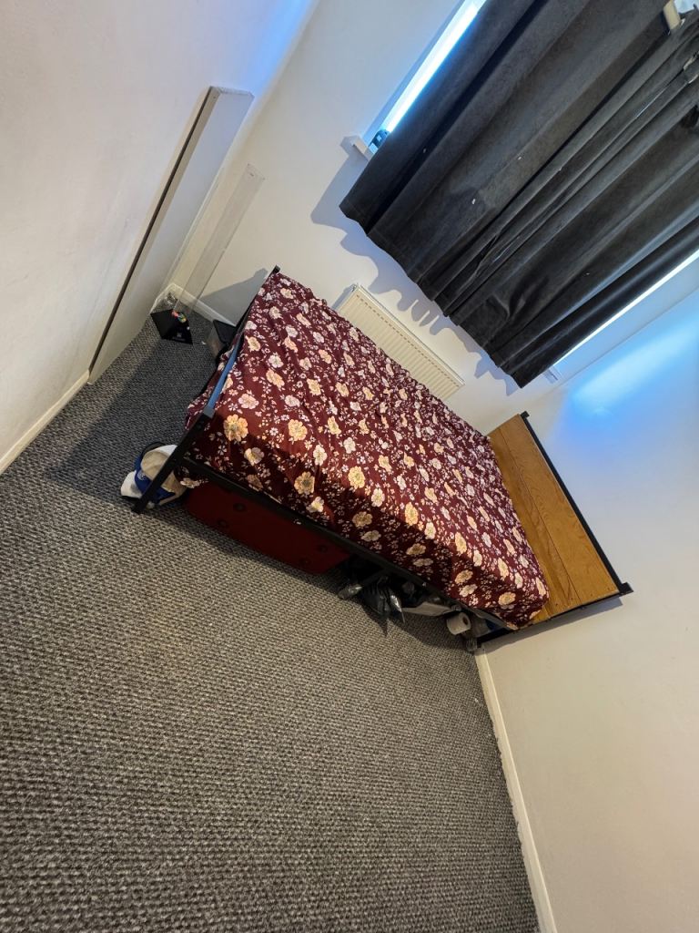king size room for rent