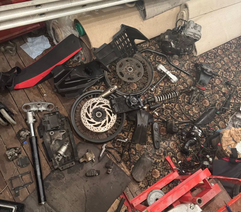 Aprilia sx    125 parts 2022 