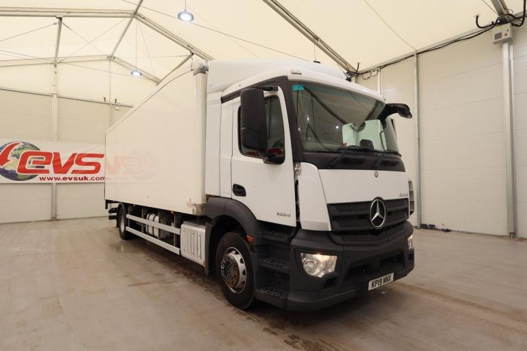 2019 (19 PLATE) Mercedes Benz Antos 1824 4x2 Euro 6 Refrigerated