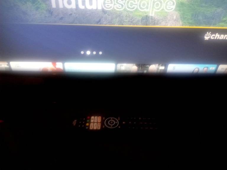 40 inch full HD smart Bush tv