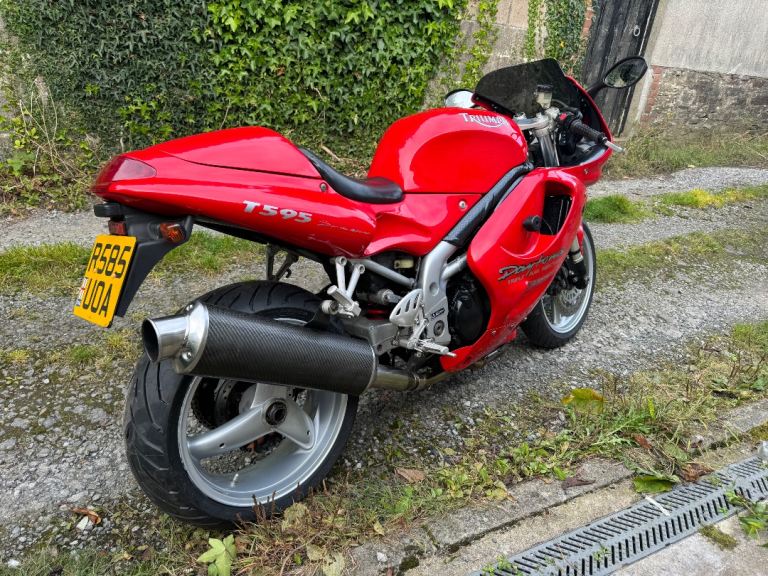 Triumph TORs T595i Daytona 955i mid level carbon exhaust 