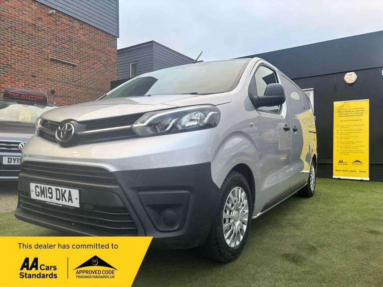 2019 Toyota ProAce 1.6D Active Medium Panel Van MWB Euro 6 (s/s) 6dr Diesel