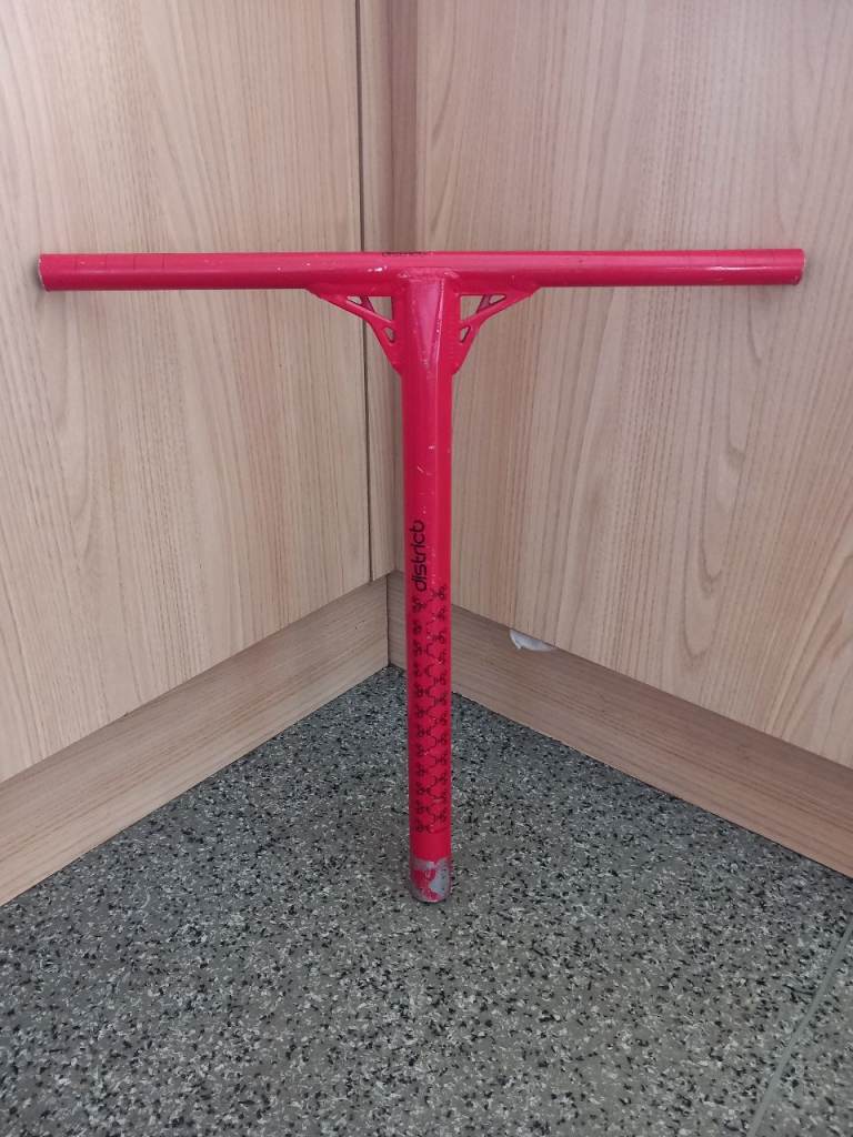 Red scooter bar