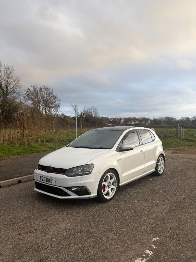 Volkswagen, POLO GTI, Hatchback, 2016, Semi-Auto, 1798 (cc), 5 doors
