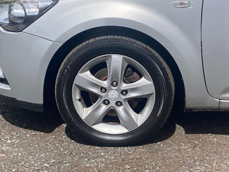 2012 Kia Ceed 1.6 CRDi EcoDynamics 2 Sports Wagon Euro 5 (s/s) 5dr Estate Diesel Manual