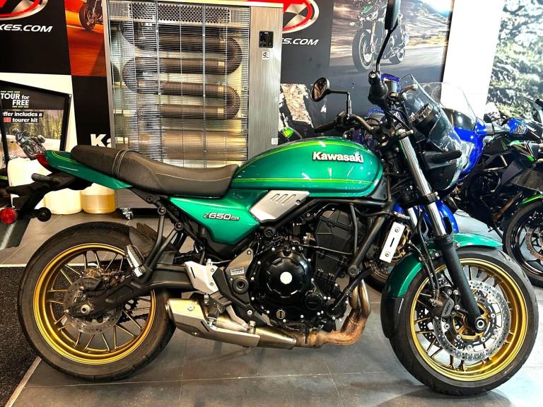 2023 Kawasaki Motorcycle ER650 MPFBB Z650 RS Candy Emerald Green 
