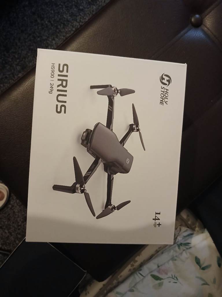 Holystone hs900 professional drone