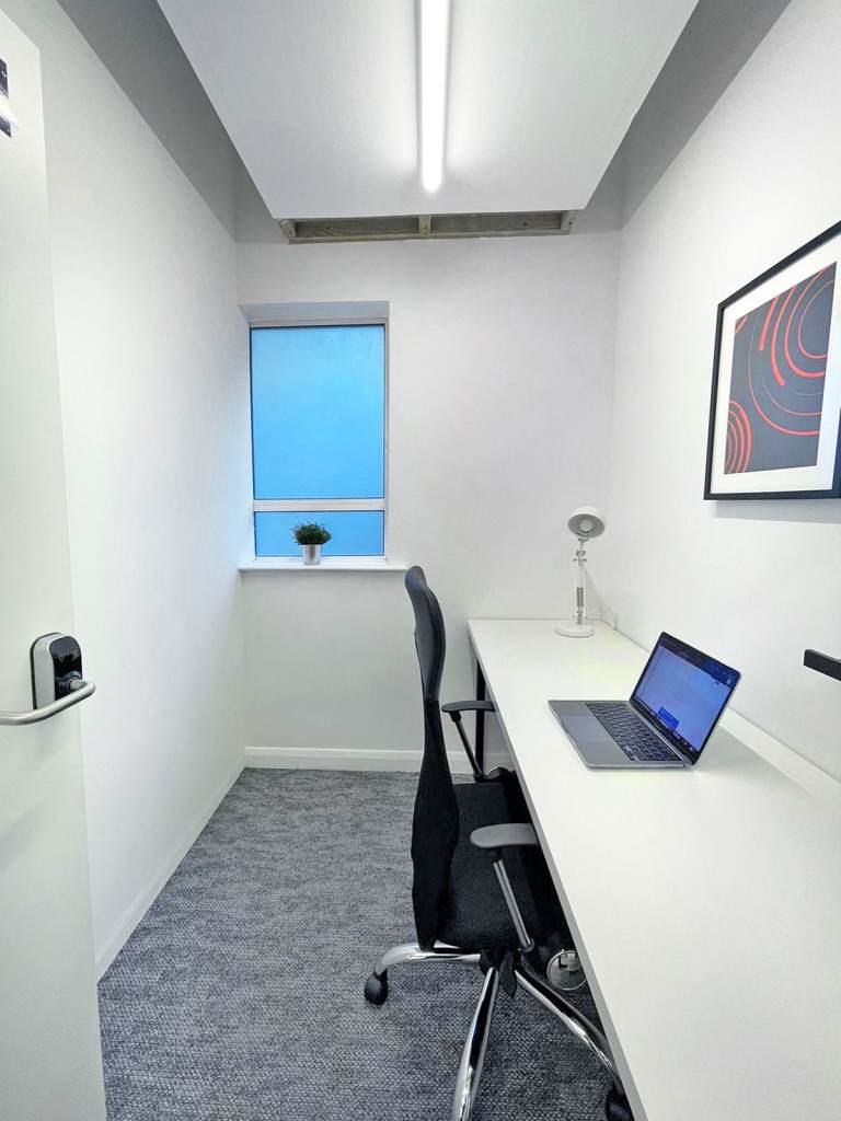 1-Person Office To Rent in Wembley