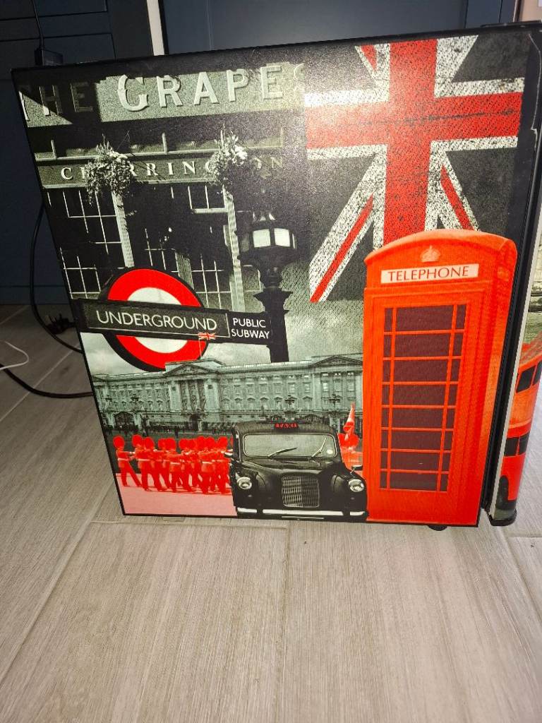 Mini Fridge