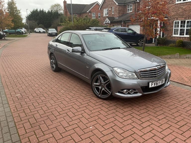 Mercedes-Benz, C CLASS, Saloon, 2011, Manual, 2143 (cc), 4 doors
