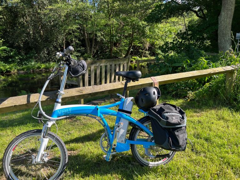 VOLT METRO 2018 - Folding Bike In Great Condition 
