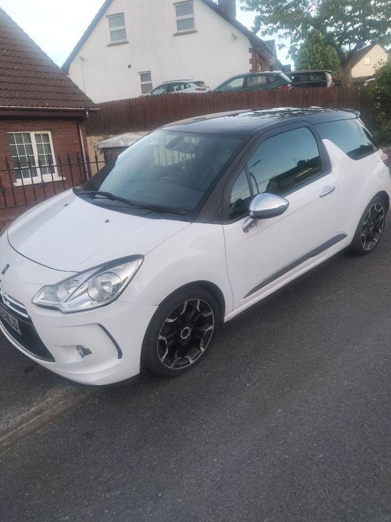 Citroen, DS3, Hatchback, 2012, Manual, 1560 (cc), 3 doors
