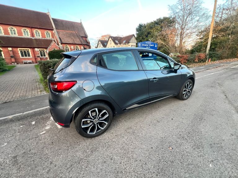 2019 Renault Clio 5 door economical super mini New cambelt  