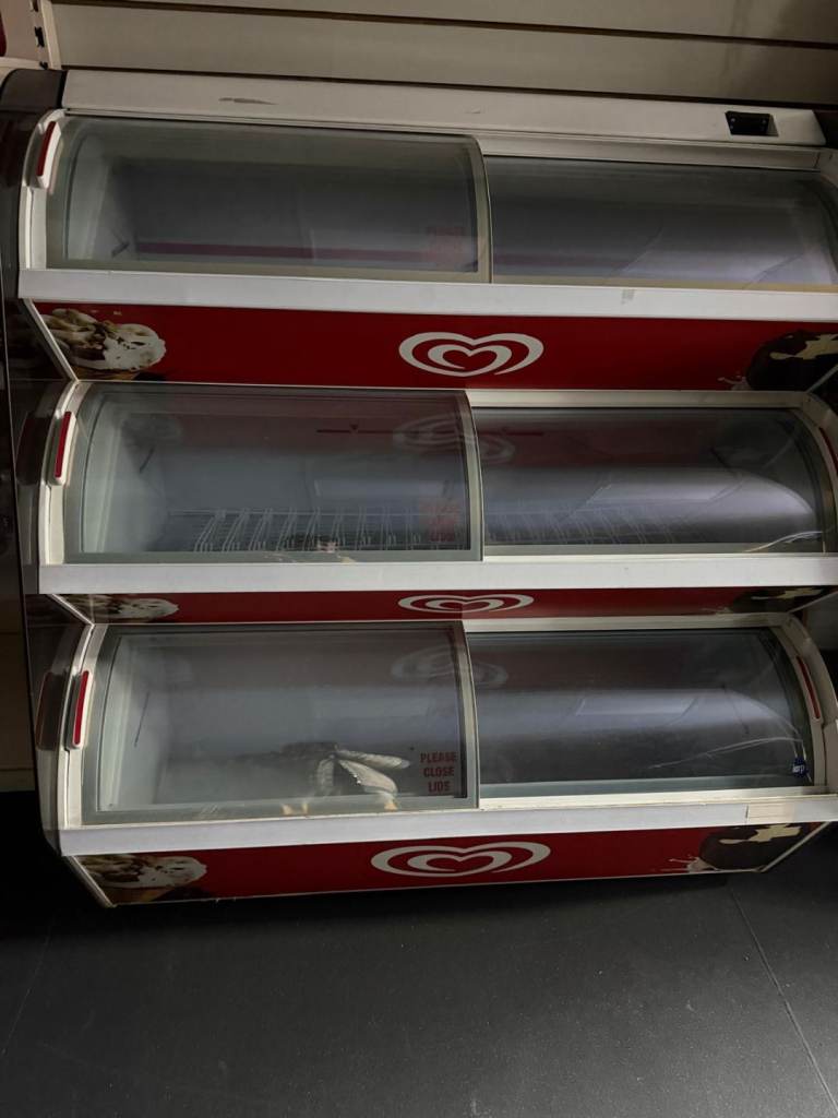 Walls Ice Cream Freezer Display Unit – Good Condition