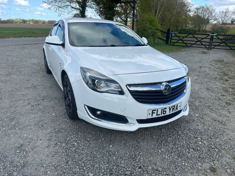 Vauxhall, INSIGNIA, Hatchback, 2016, Manual, 1956 (cc), 5 doors