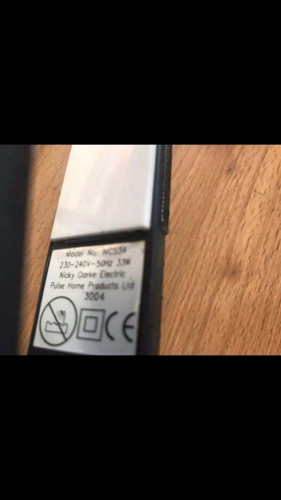 Nicky Clarke hair straightener 