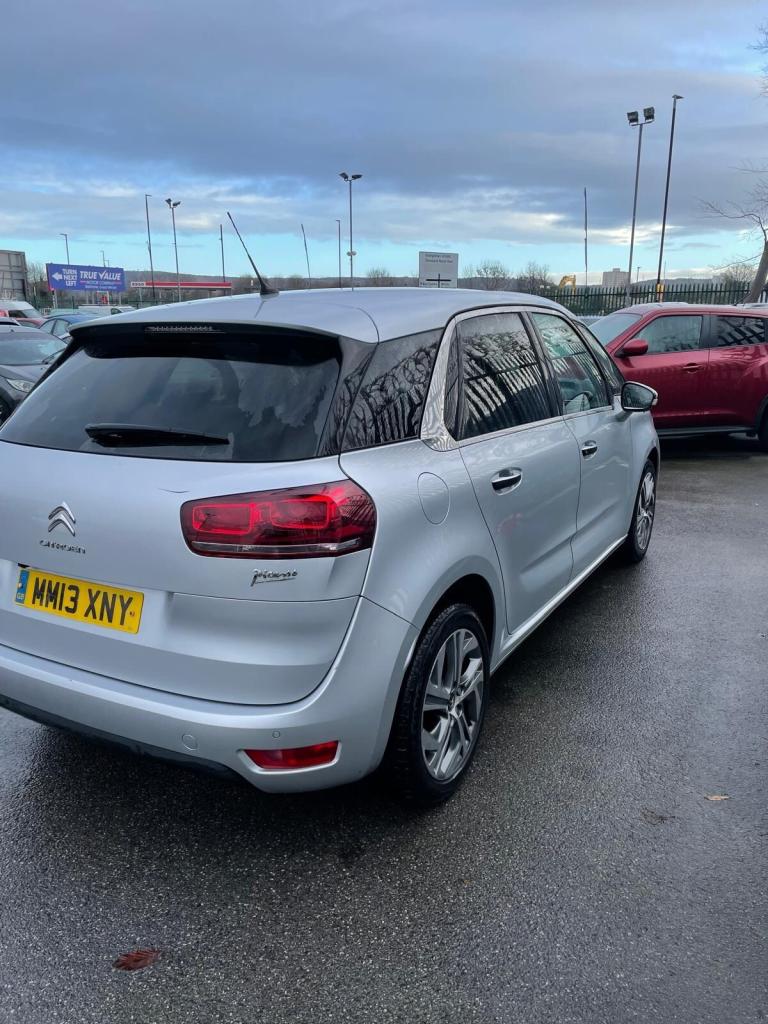 Low Milage road tax 20£