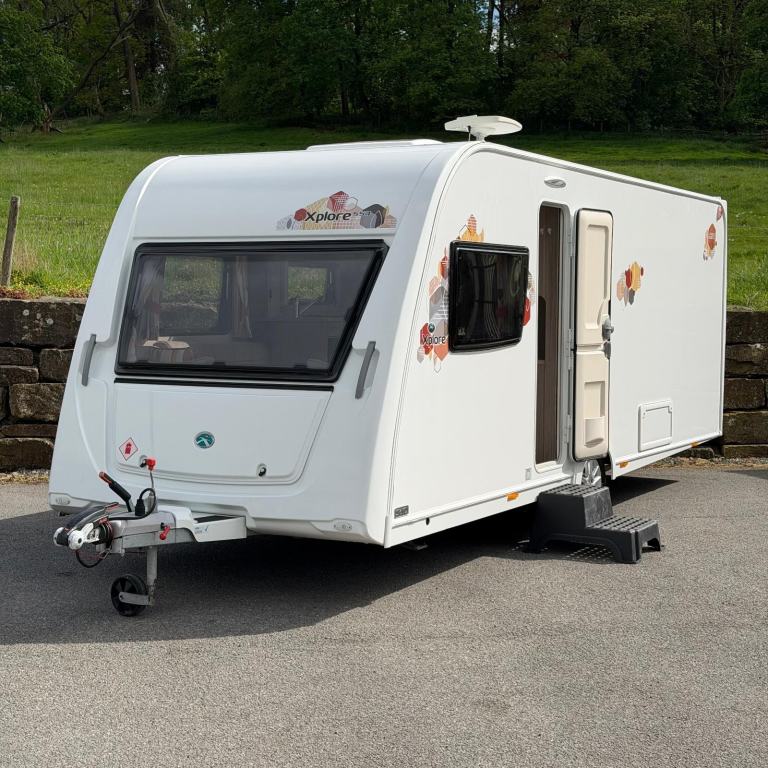2022 Elddis Xplore 554 - 4 berth - Fixed island bed - 1400kg MTPLM 