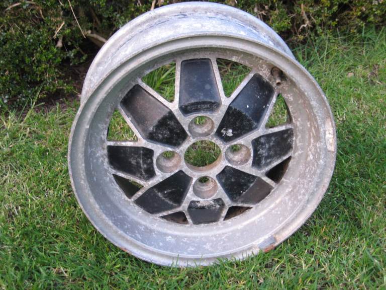 Triumph Dolomite Sprint alloy wheel  13 inch x 5.5  X1 (Herald, Spitfire, GT6)