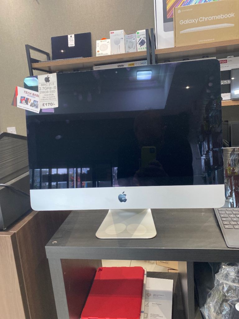 Apple iMac Desktop PC – Good Condition