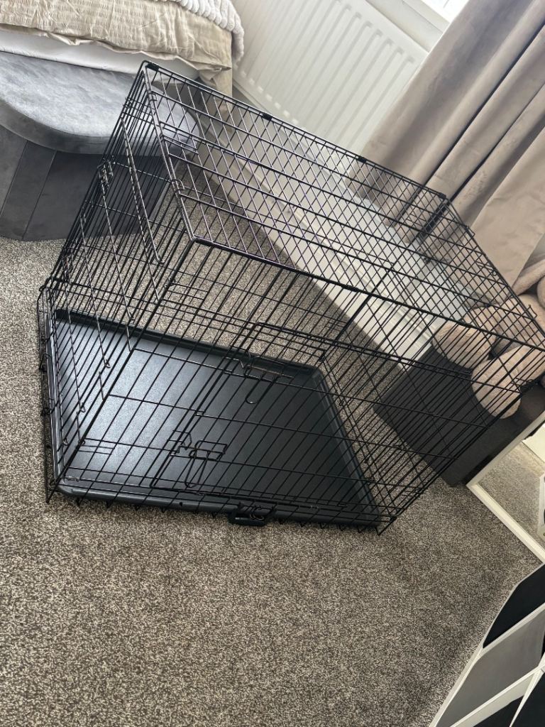 Dog cage 