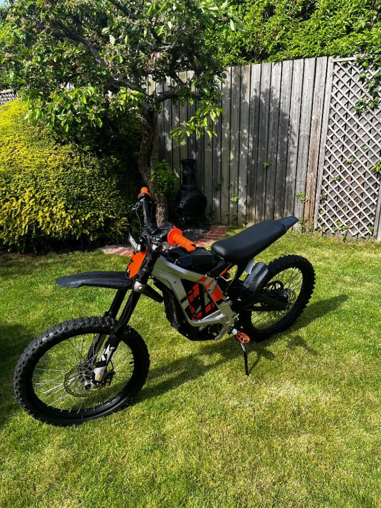 Surron lbx 2023