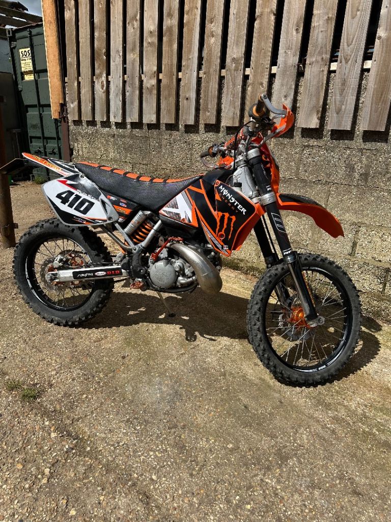 Ktm 200 exc enduro bike 