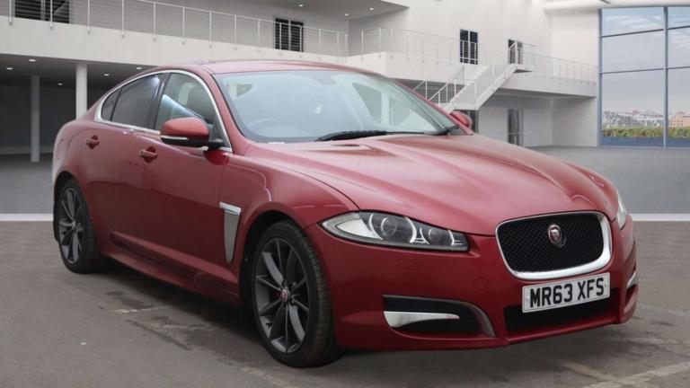 2013 Jaguar XF 2.2 XF Sport D Auto 4dr Saloon Diesel Automatic