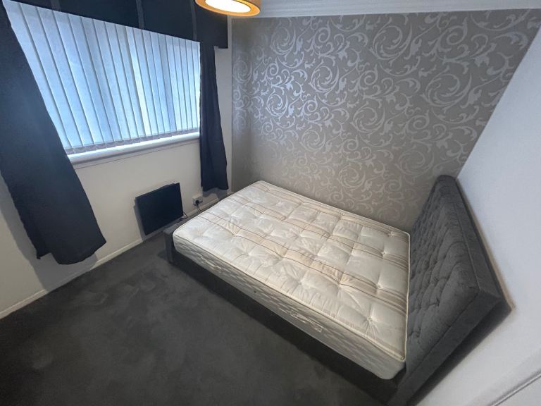 2 bedroom house to let available NOW 