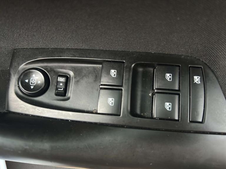 2017 Vauxhall Astra 1.6 Astra SRI CDTI Auto 5dr Hatchback Diesel Automatic