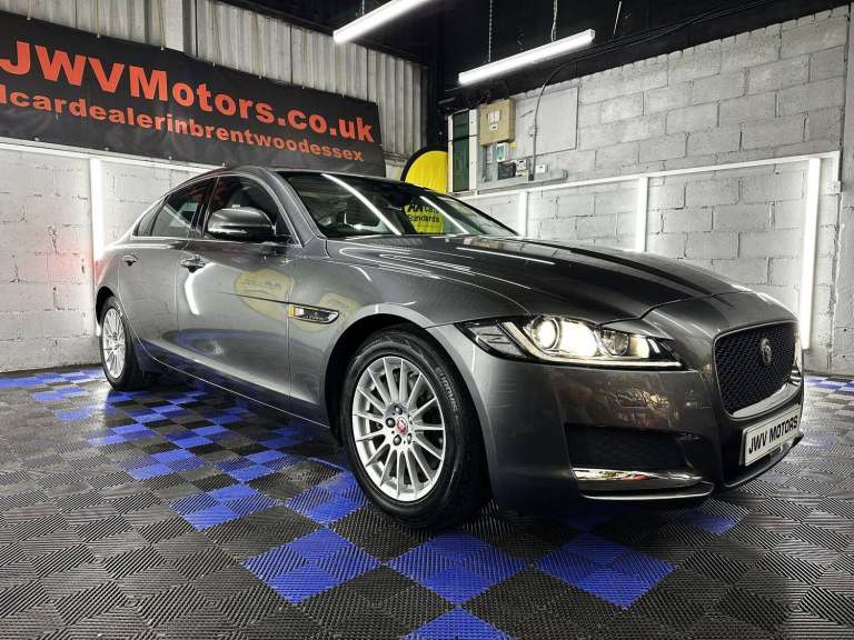 2016 Jaguar XF 2.0d Prestige Auto Euro 6 (s/s) 4dr SALOON Diesel Automatic