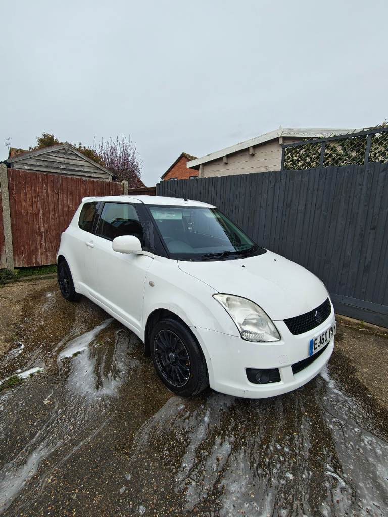 Suzuki, SWIFT, Hatchback, 2010, Manual, 1328 (cc), 3 doors
