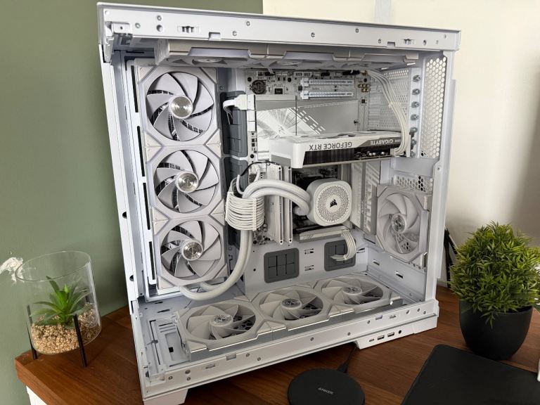 Lian Li Evo RGB Pc Case