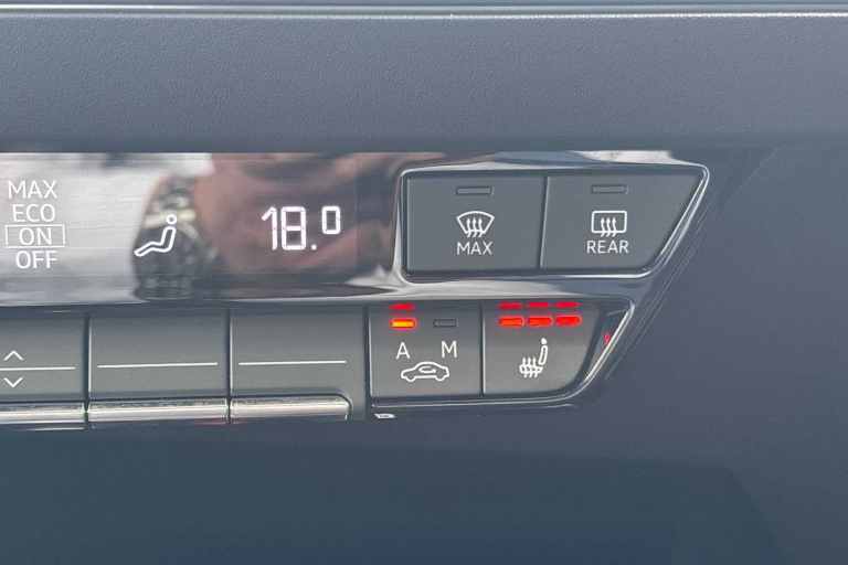 2025 Audi Q4 e-tron 210kW 45 82kWh S Line 5dr Auto [Leather] SUV Electric Automatic