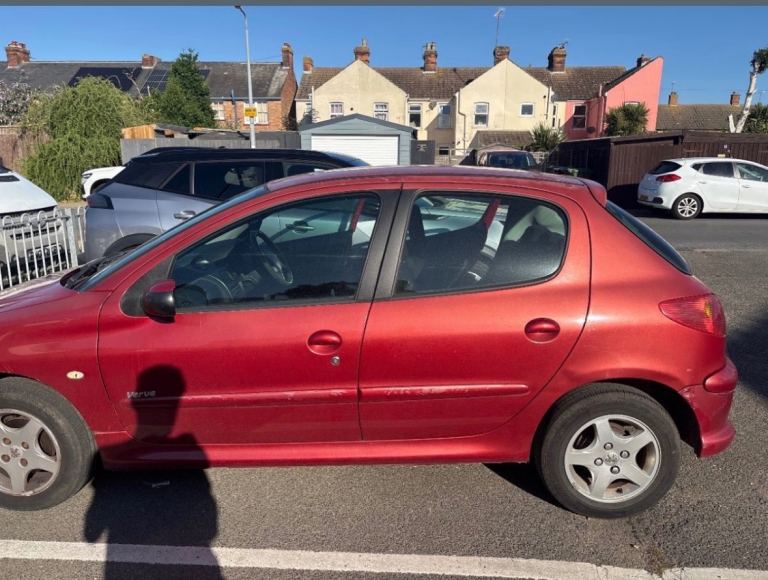 Peugeot, 206, Hatchback, 2006, Manual, 1360 (cc), 5 doors