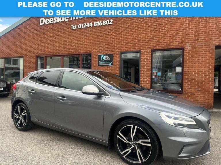 2017 Volvo V40 D2 [120] R DESIGN Pro 5dr HATCHBACK DIESEL Manual