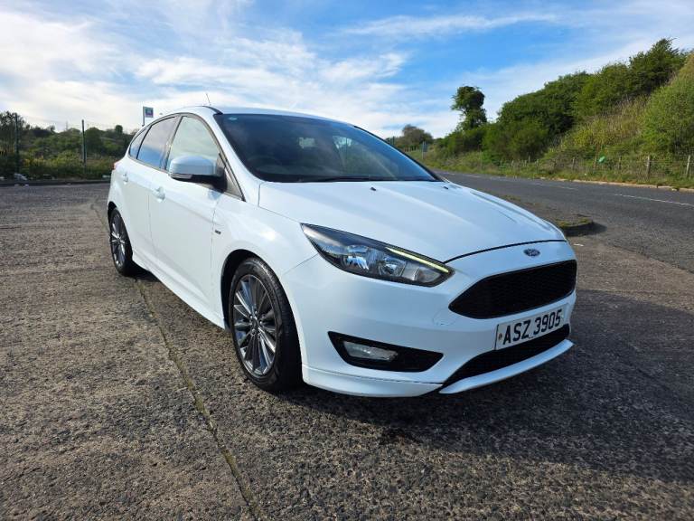 2017 ford focus st-line 1 litre petrol 