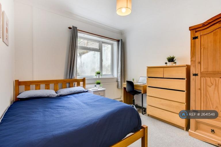 1 bedroom in Hollingbury Road, Brighton, BN1 (#2641548)