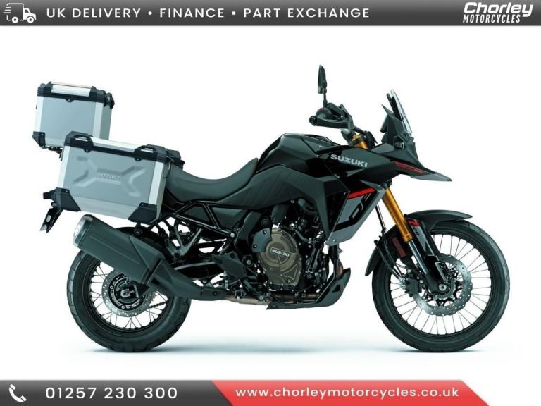 SUZUKI V-STROM 800DE TOUR (DL800DERCM5), UNREGISTERED, 0 MILES, 3 BOX LUGGAGE...